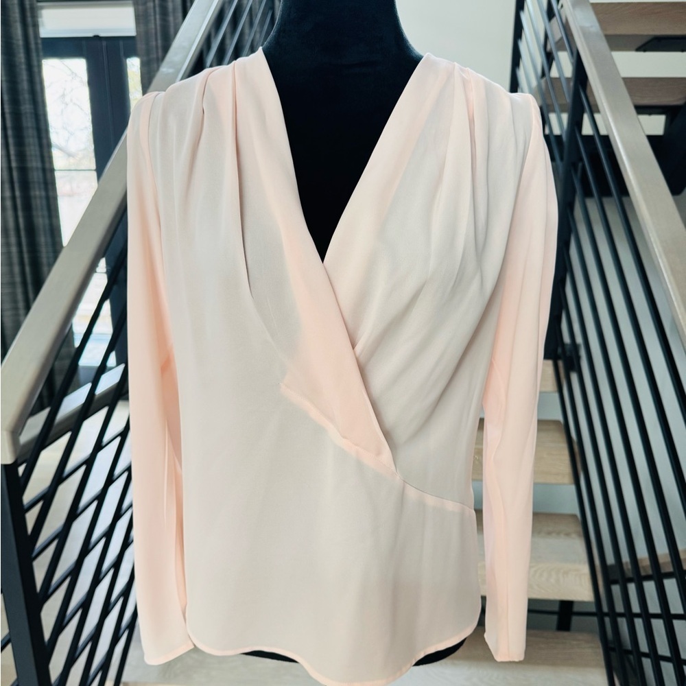 New Marciano Chic and Sheer Women's Blouse in Soft Pink size S - Picture 1 of 5